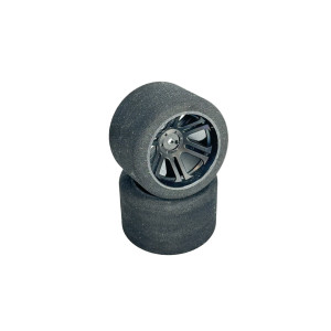 PAIR OF REAR TYRES 110 235mm SH. 32 - 007-0082